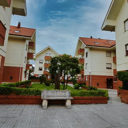 Playas De Quejo Isla Plana