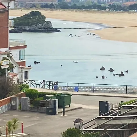 Playas De Quejo 公寓