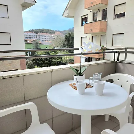 Playas De Quejo * Isla Plana