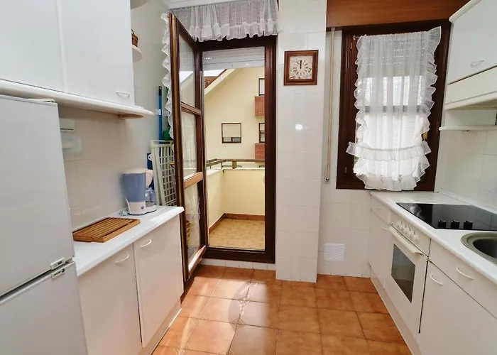 Playas De Quejo * Isla Plana