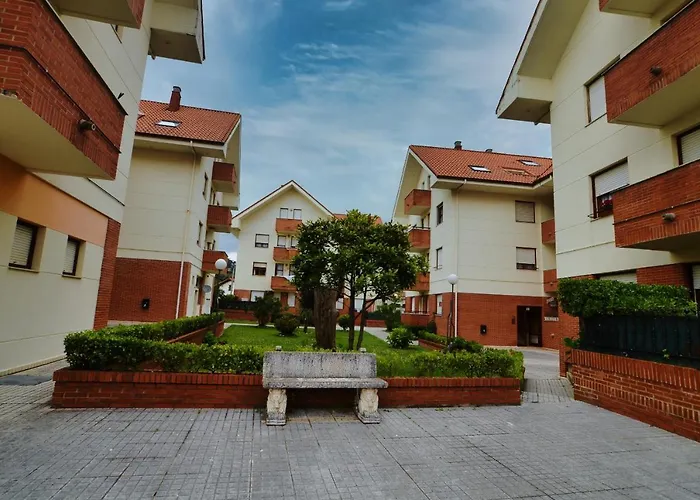 Playas De Quejo Isla Plana